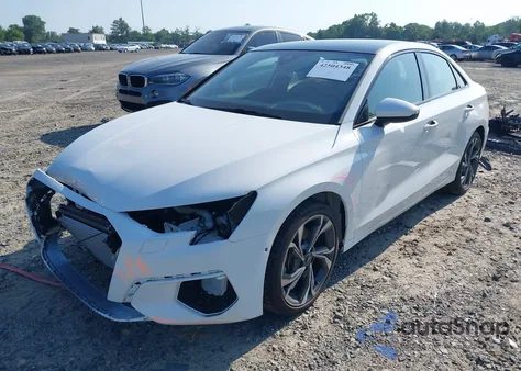 2022 Audi A3 Premium из США, поврежденный, VIN WAUAUDGY6NA096081